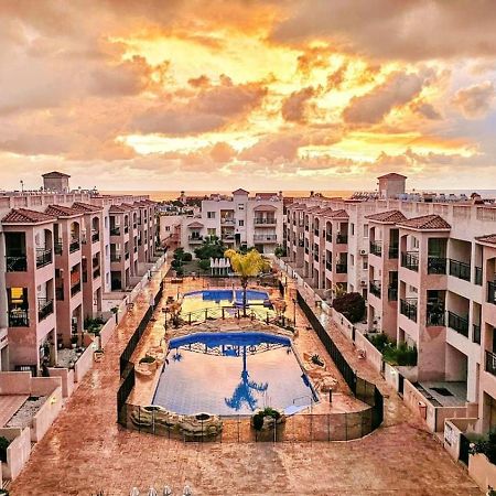 Royal-Seacrest Oasis, Pool-Side Lejlighed Paphos Eksteriør billede