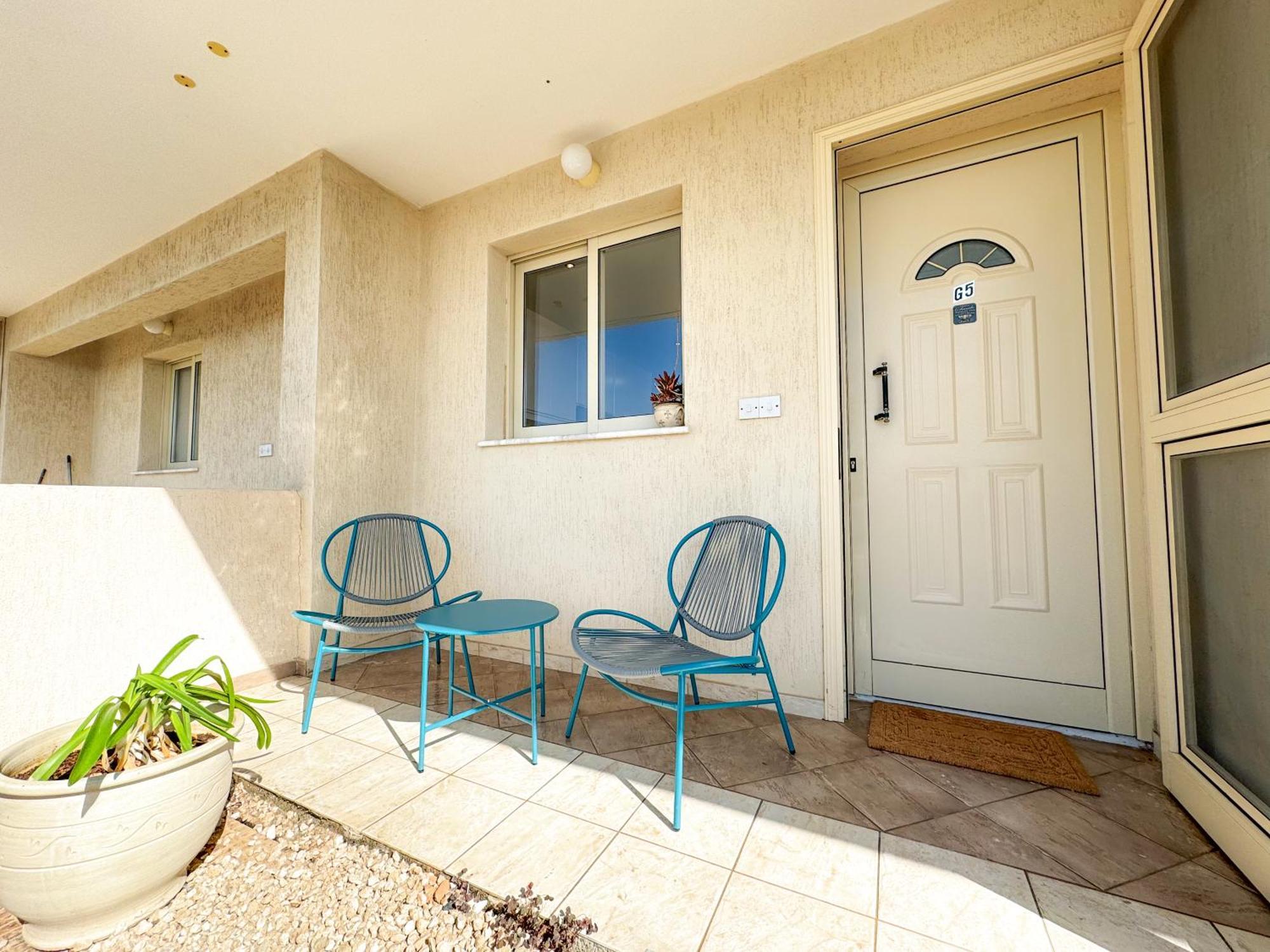 Royal-Seacrest Oasis, Pool-Side Lejlighed Paphos Eksteriør billede