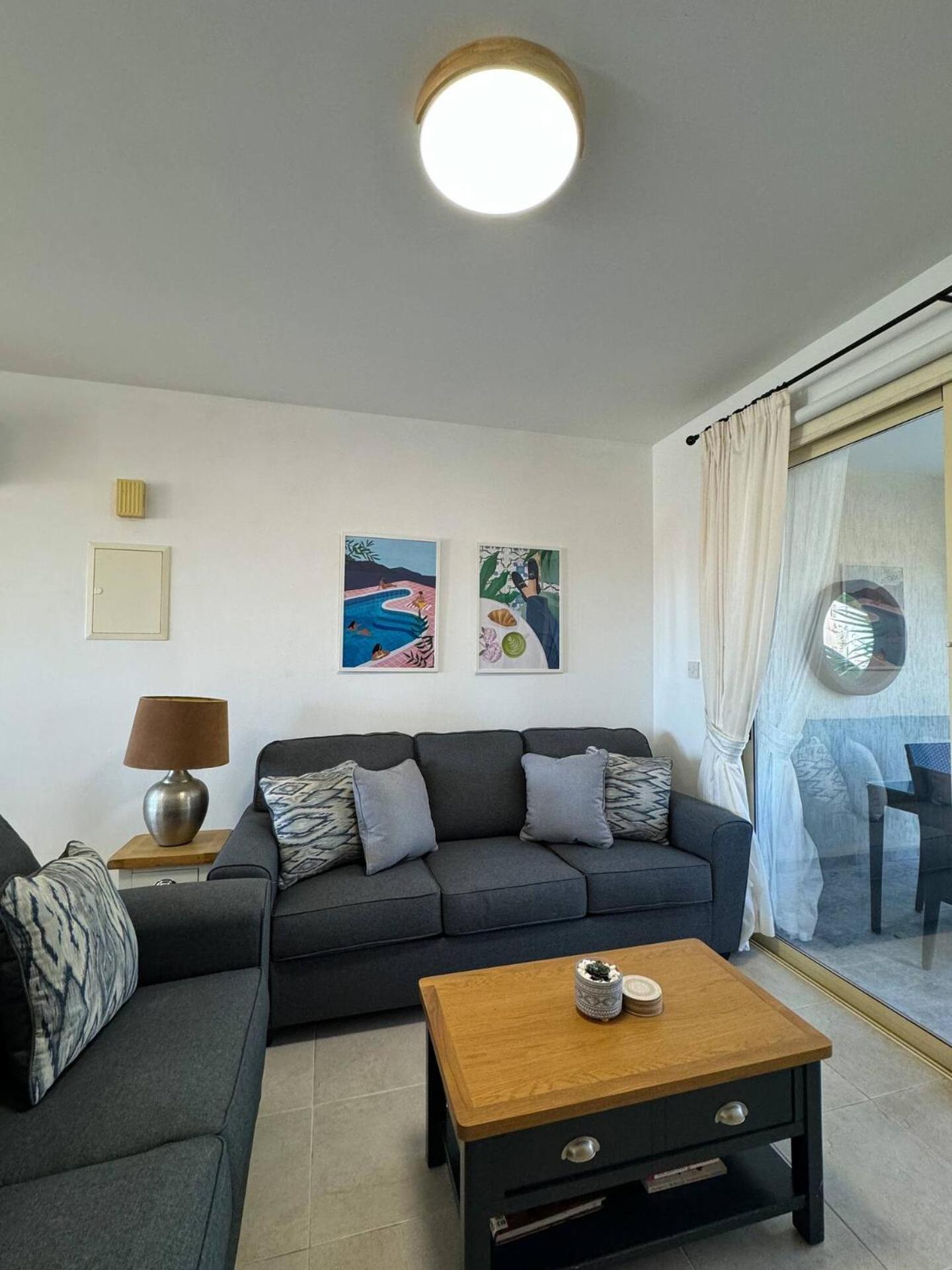 Royal-Seacrest Oasis, Pool-Side Lejlighed Paphos Eksteriør billede